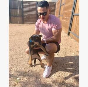 Meet your Posher, Julian